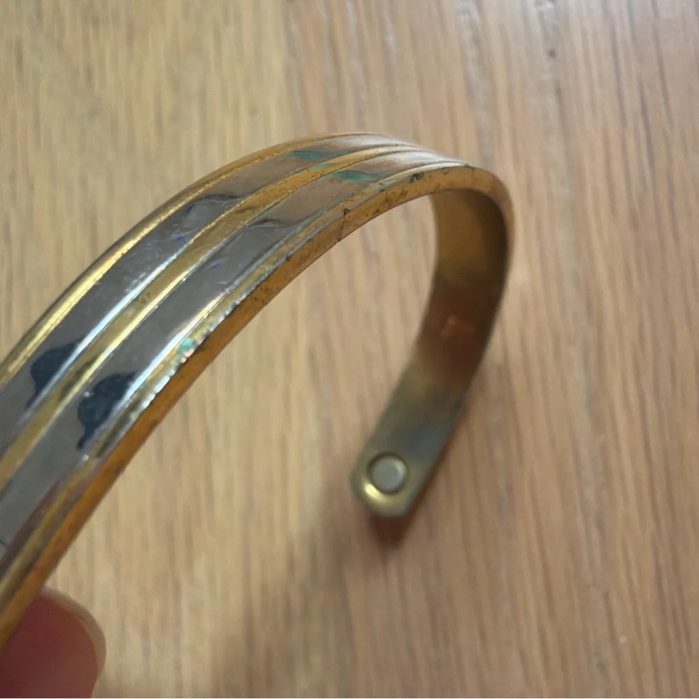 Vintage 24K Electro Plated Magnetic Gold Silvertone Cuff Bracelet 6-5/8